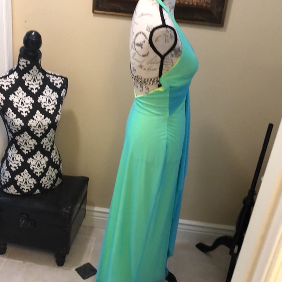 Moved Cache Halter Crystal Vintage Inspired Jeweled lined chiffon overlay gown - Picture 6 of 12